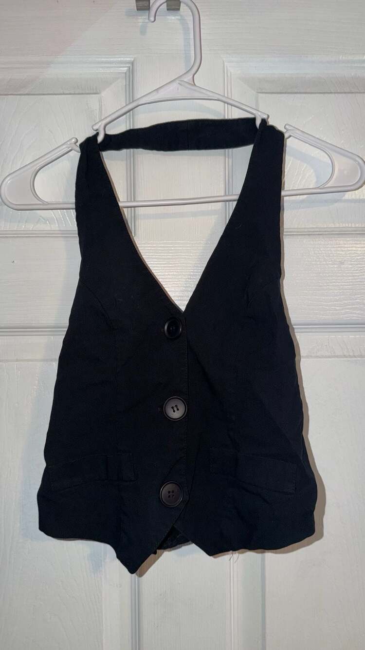 26 Clothing Women's Black Button-Front Halter Vest